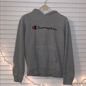 Grey champion hoodie (XL)